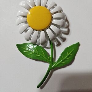 White and Yellow Daisy Wall Accent - Green Stem